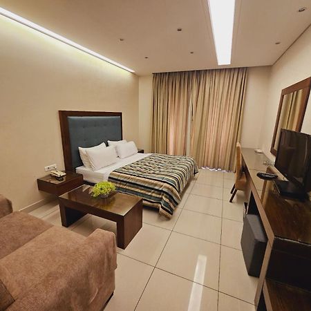 Verdun Suites Hotel Beirut Exterior photo